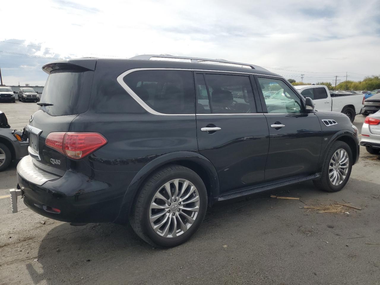 2017 INFINITI QX80
