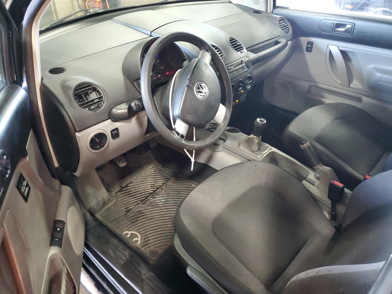 1998 VOLKSWAGEN Beetle