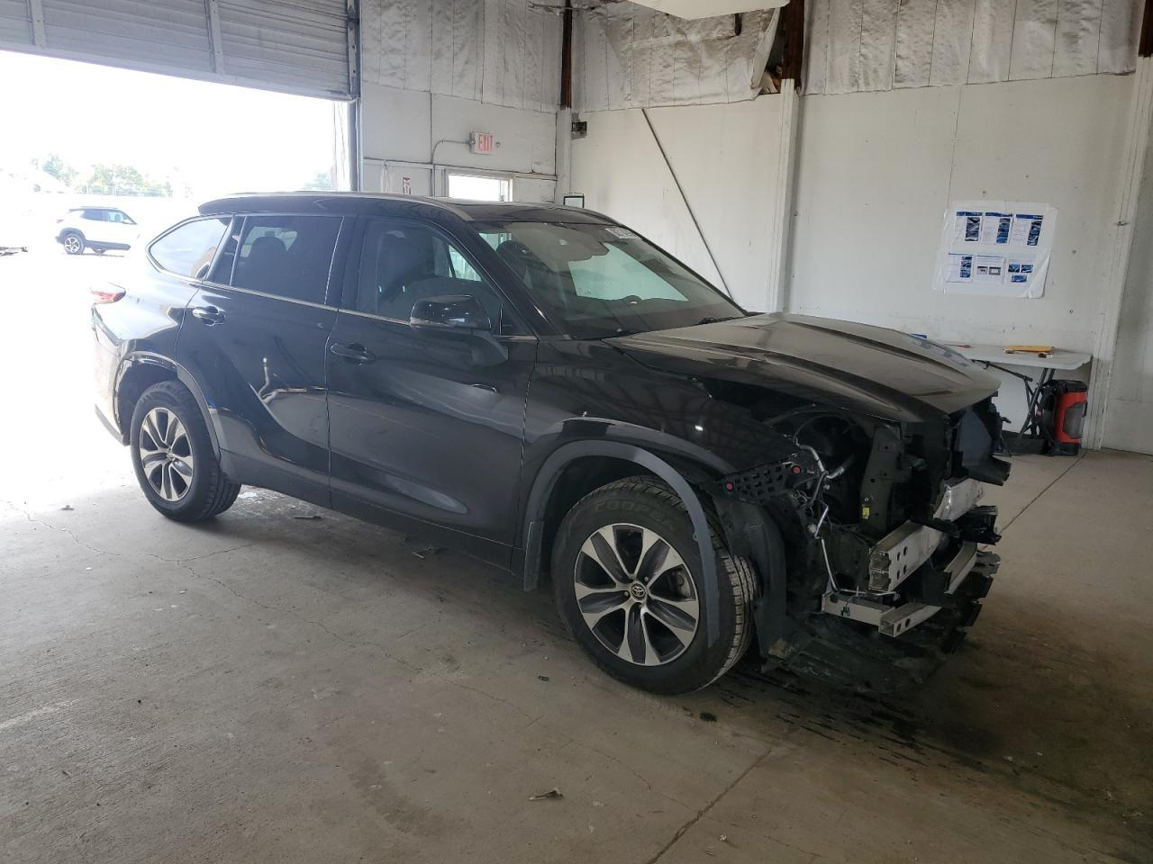 2020 TOYOTA HIGHLANDER