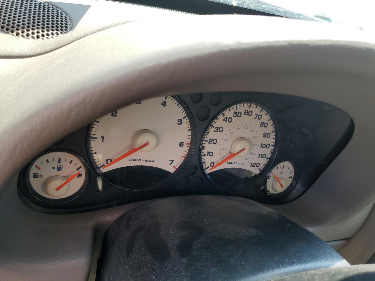 2004 JEEP Liberty
