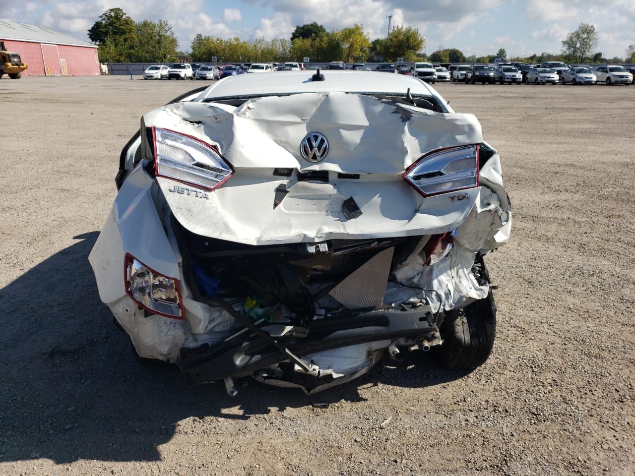 2014 VOLKSWAGEN JETTA