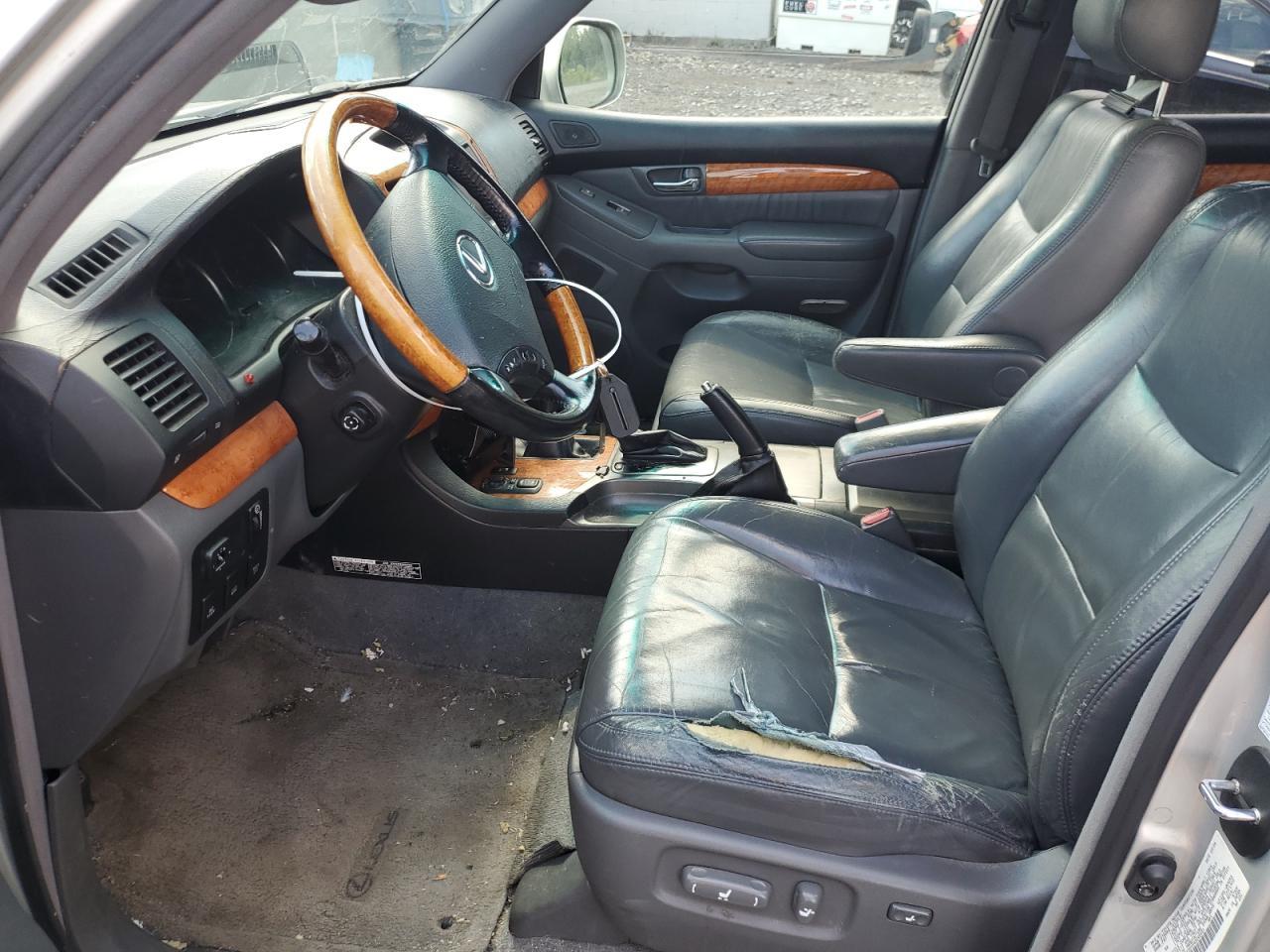 2004 LEXUS Gx