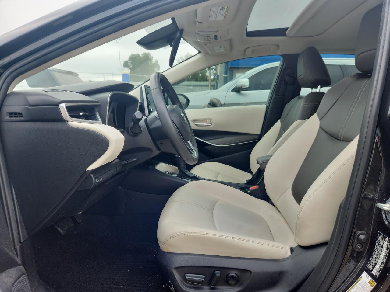 2022 TOYOTA COROLLA
