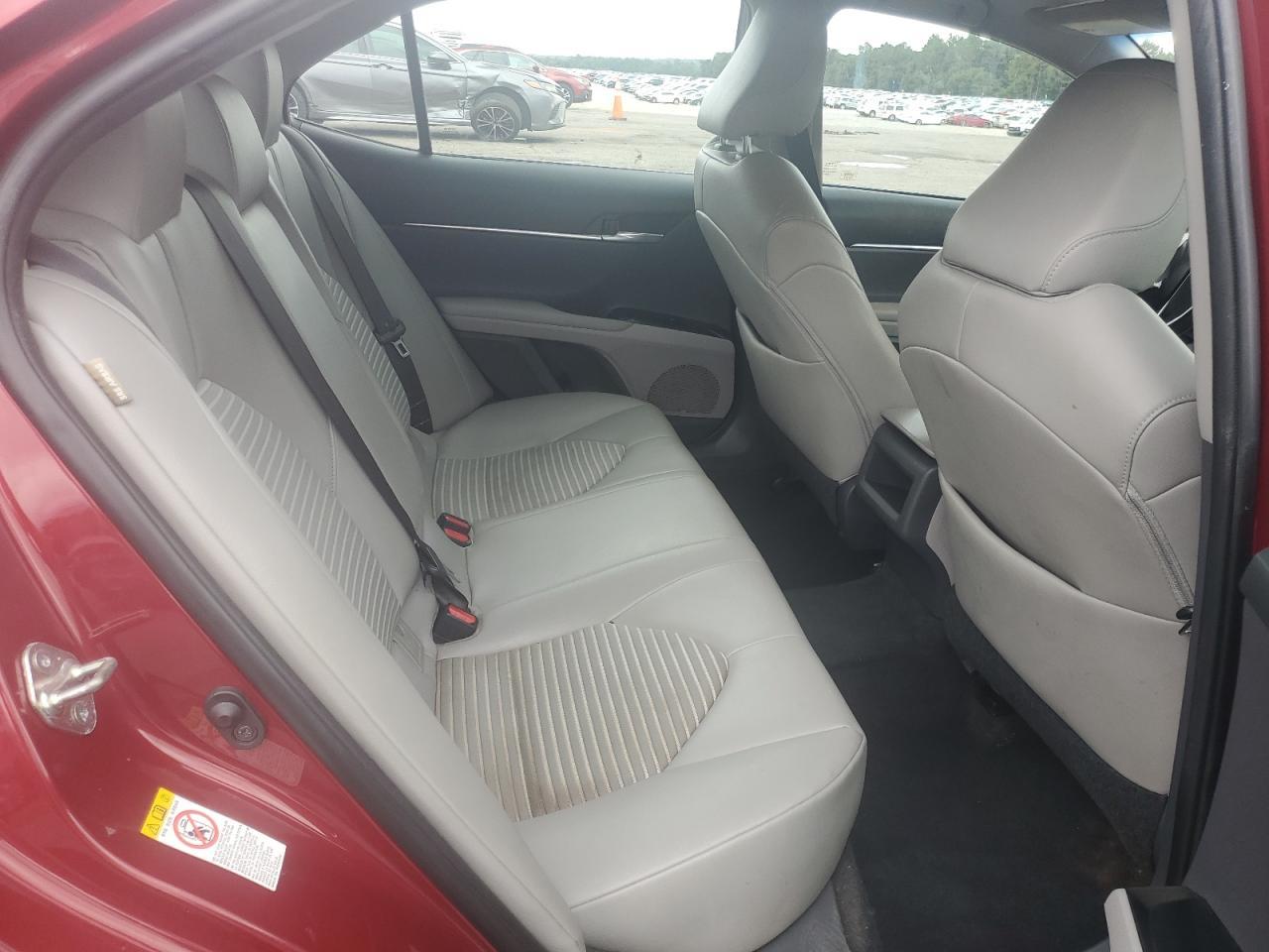 2018 TOYOTA CAMRY