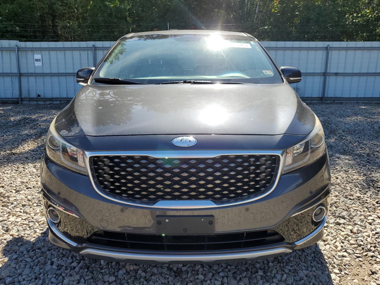 2015 KIA SEDONA