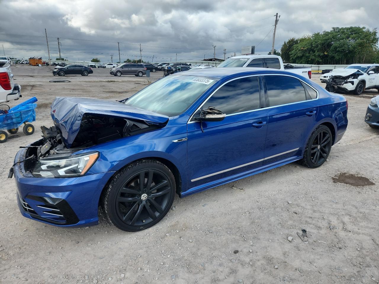 2017 VOLKSWAGEN Passat