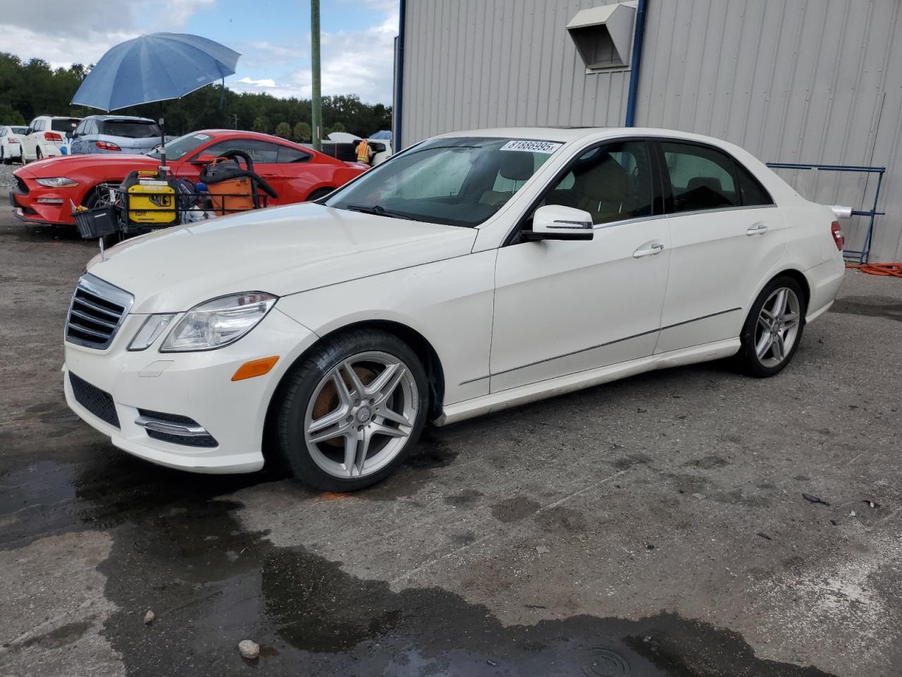 2013 MERCEDES-BENZ E-Class