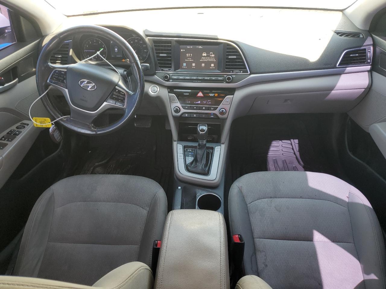 2017 HYUNDAI ELANTRA