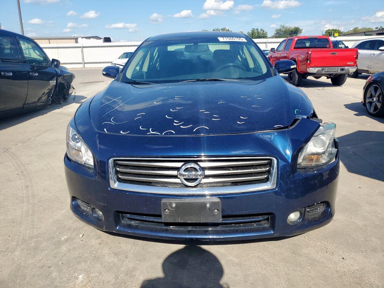 2013 NISSAN Maxima