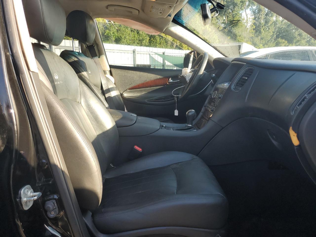 2011 INFINITI EX35