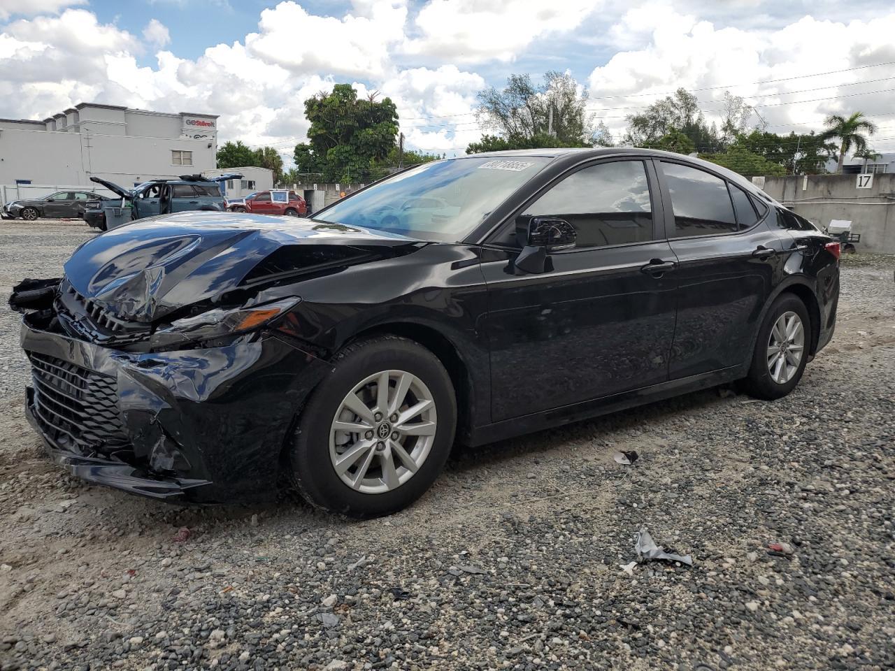 2025 TOYOTA CAMRY