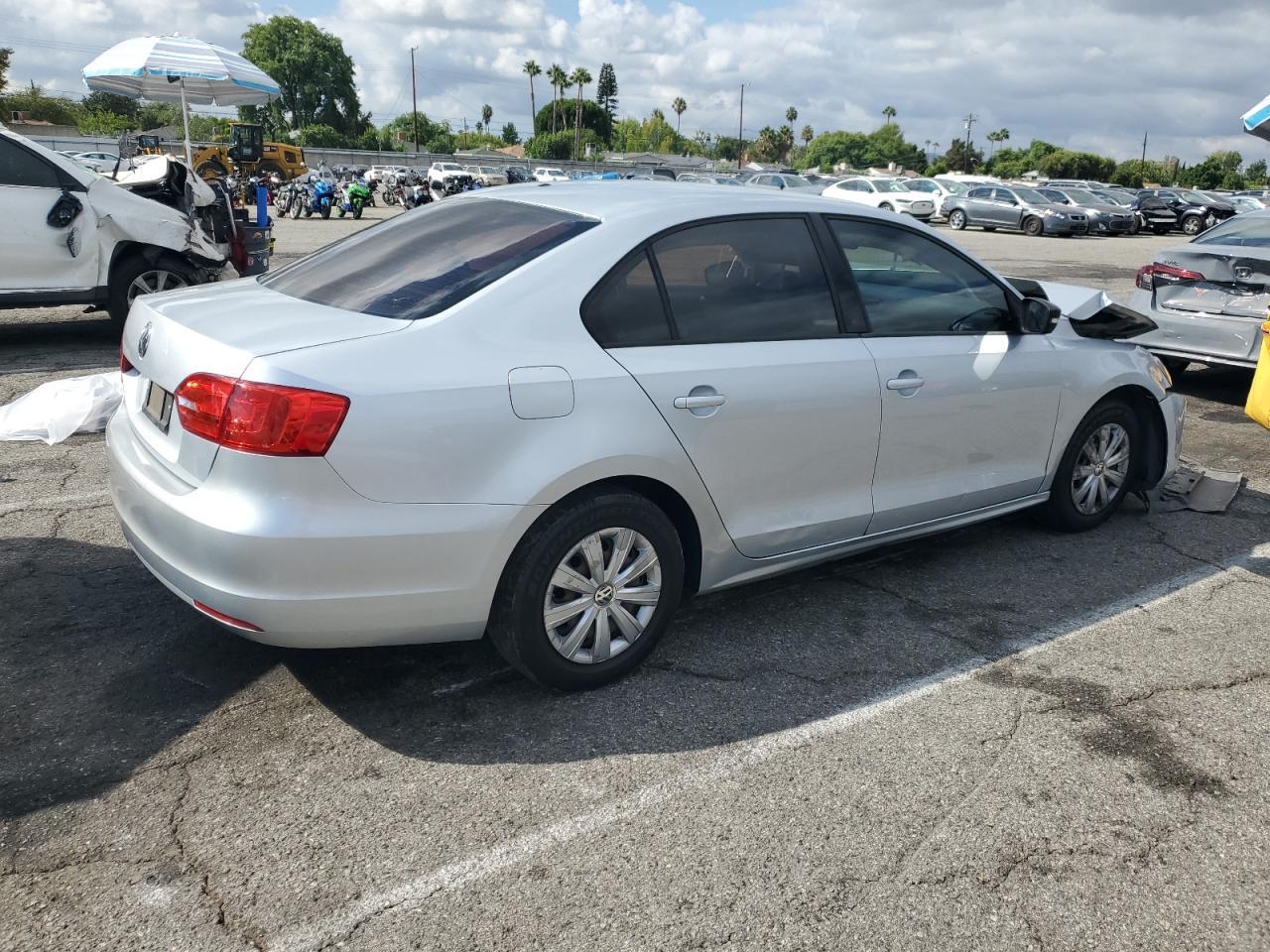 2013 VOLKSWAGEN JETTA