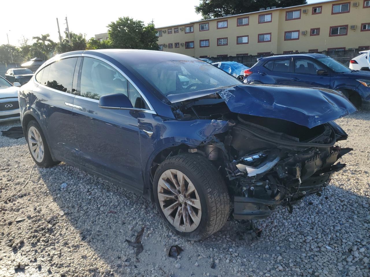 2020 TESLA MODEL X
