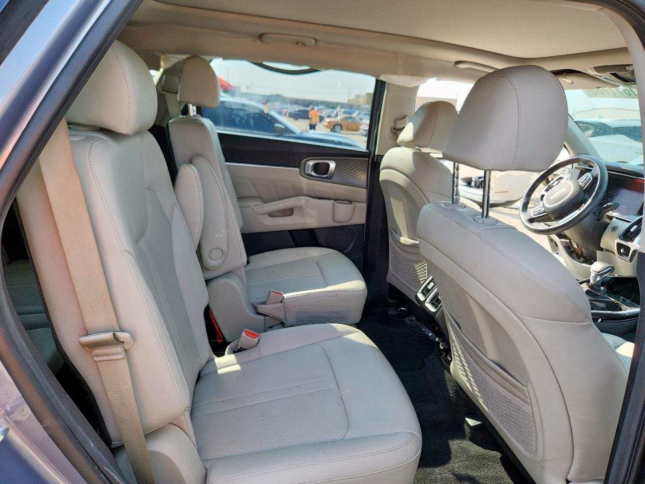 2023 KIA SORENTO