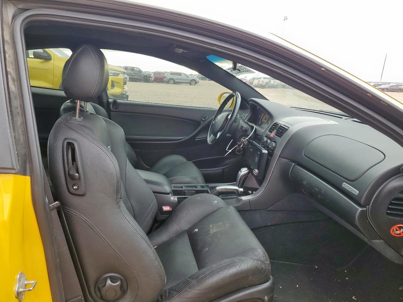 2005 PONTIAC Gto