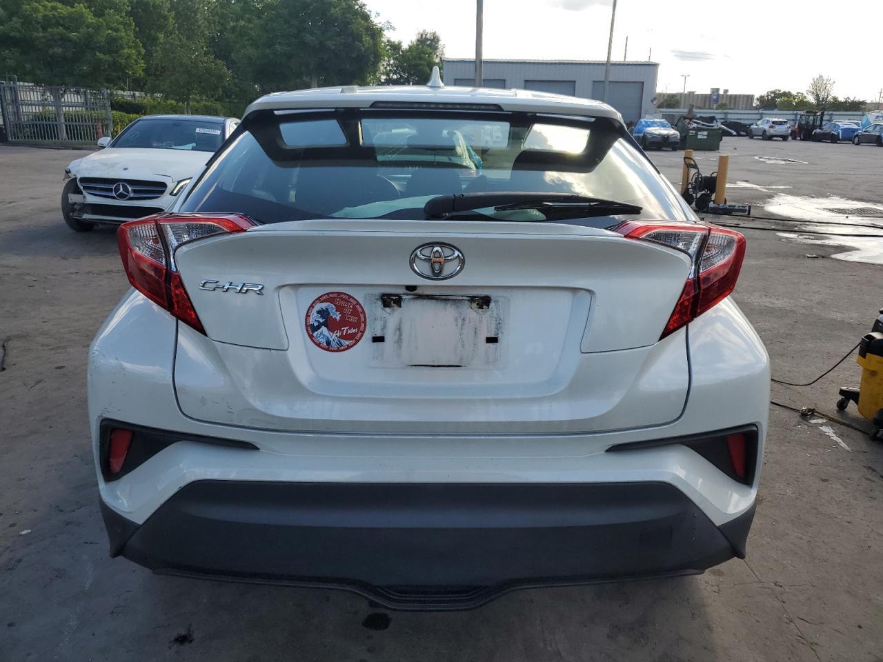 2018 TOYOTA C-HR