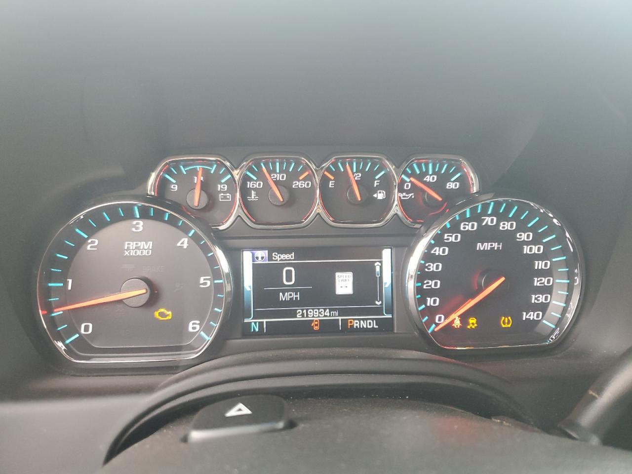 2018 CHEVROLET Suburban