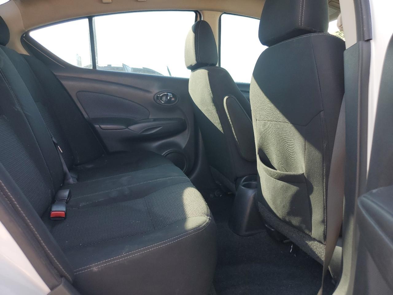 2019 NISSAN VERSA