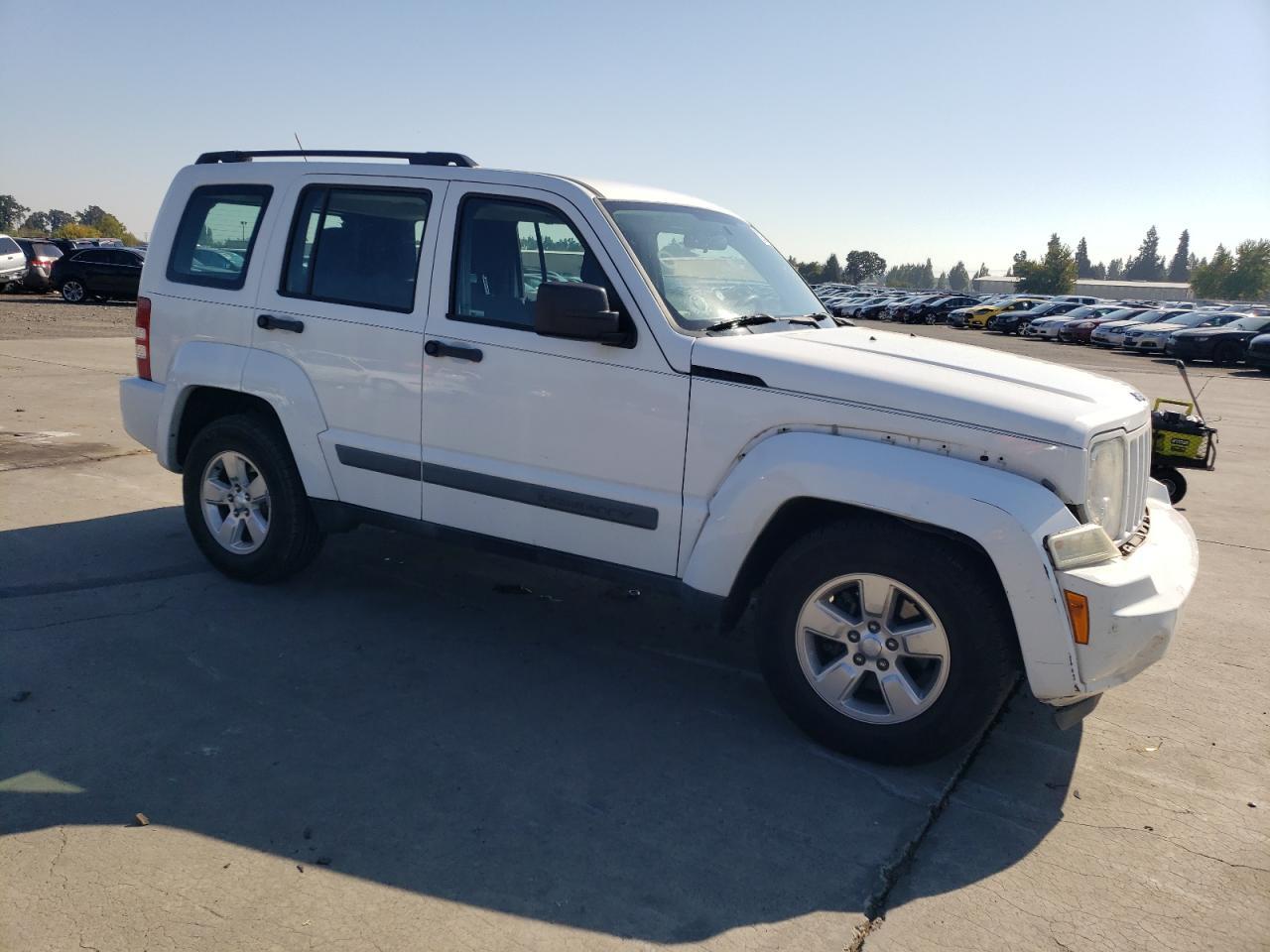 2011 JEEP Liberty