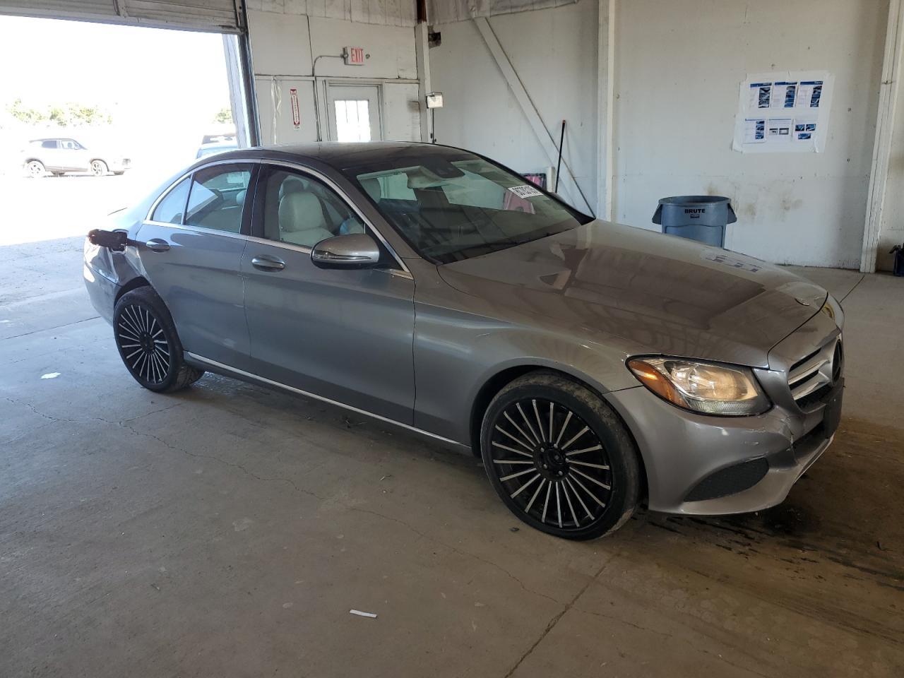 2016 MERCEDES-BENZ C-CLASS