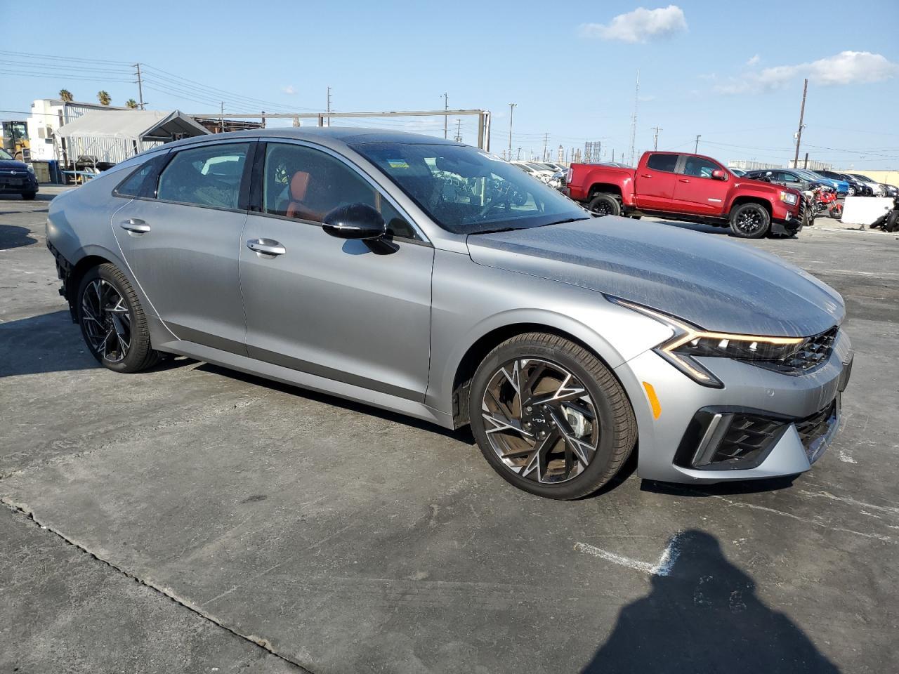 2025 KIA K5