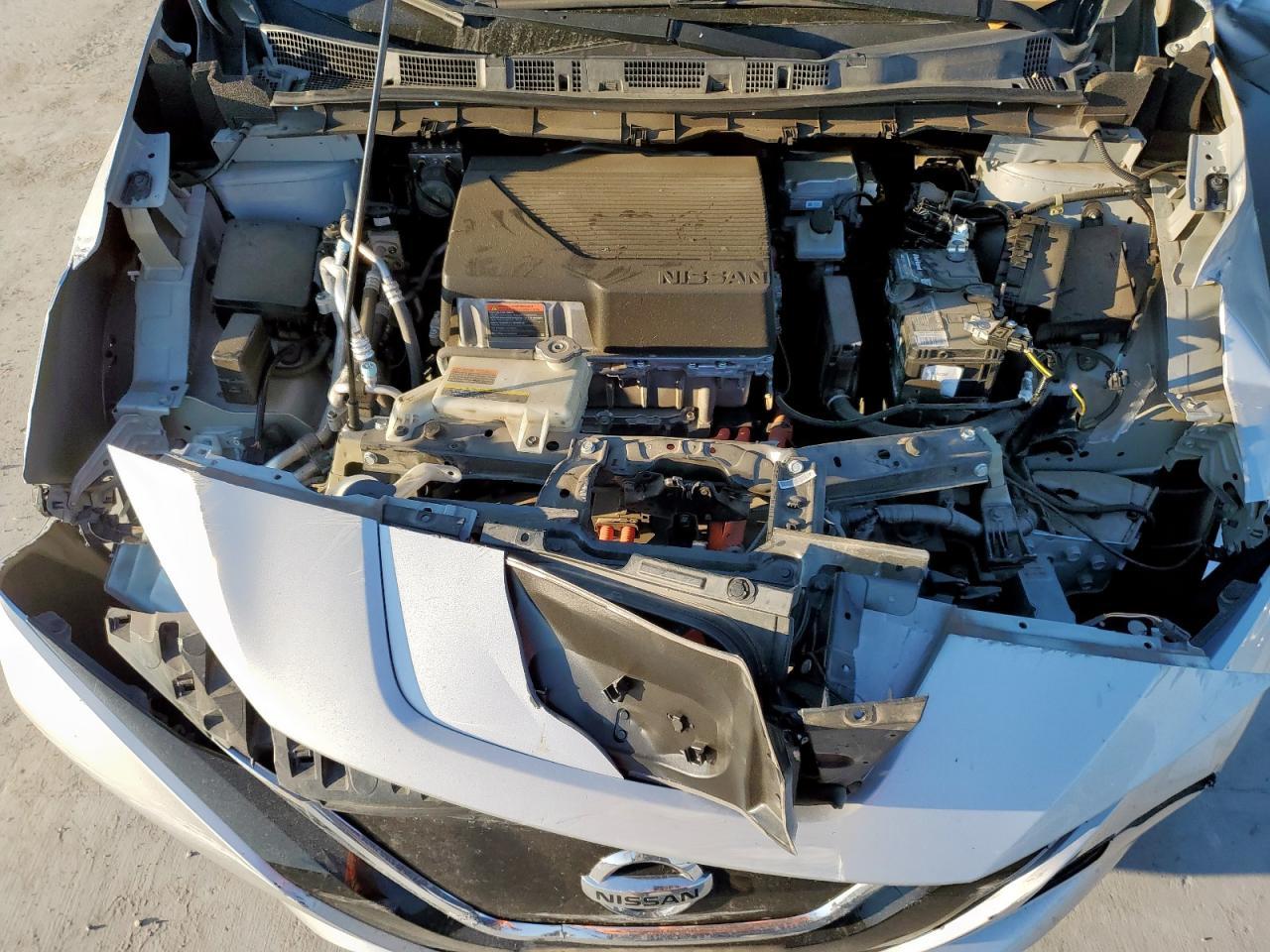 2019 NISSAN LEAF