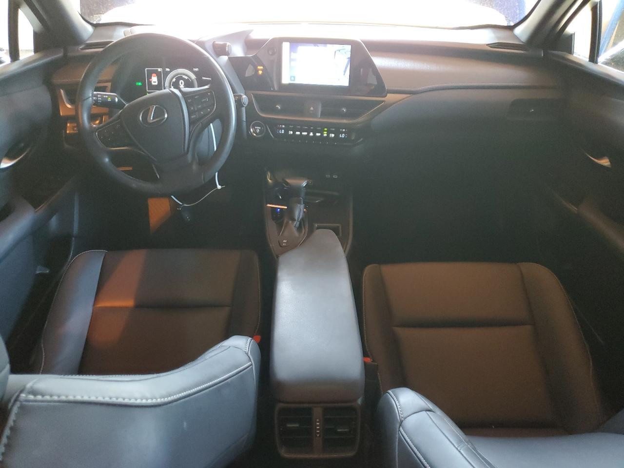 2023 LEXUS Ux