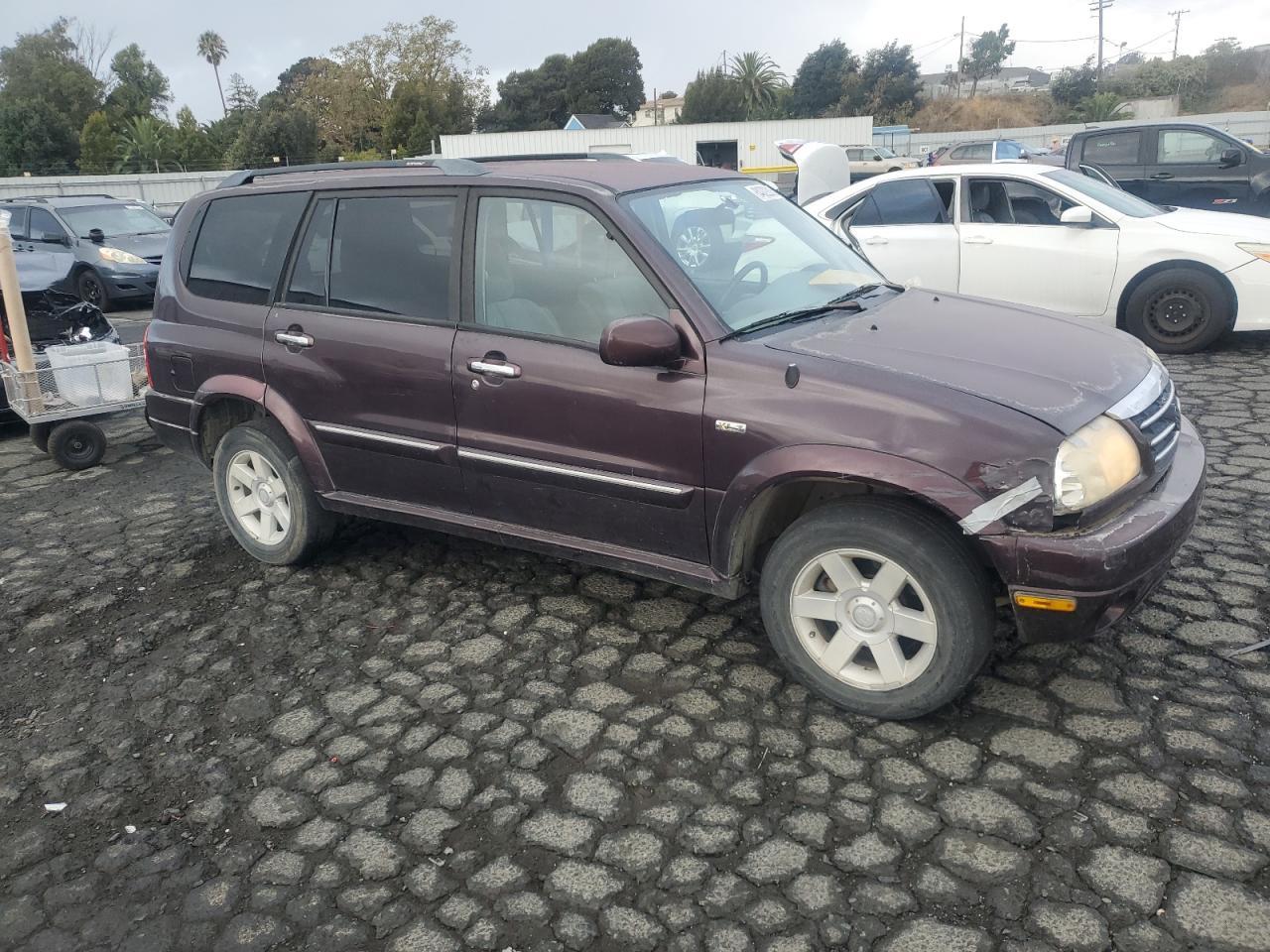 2002 SUZUKI Xl-7