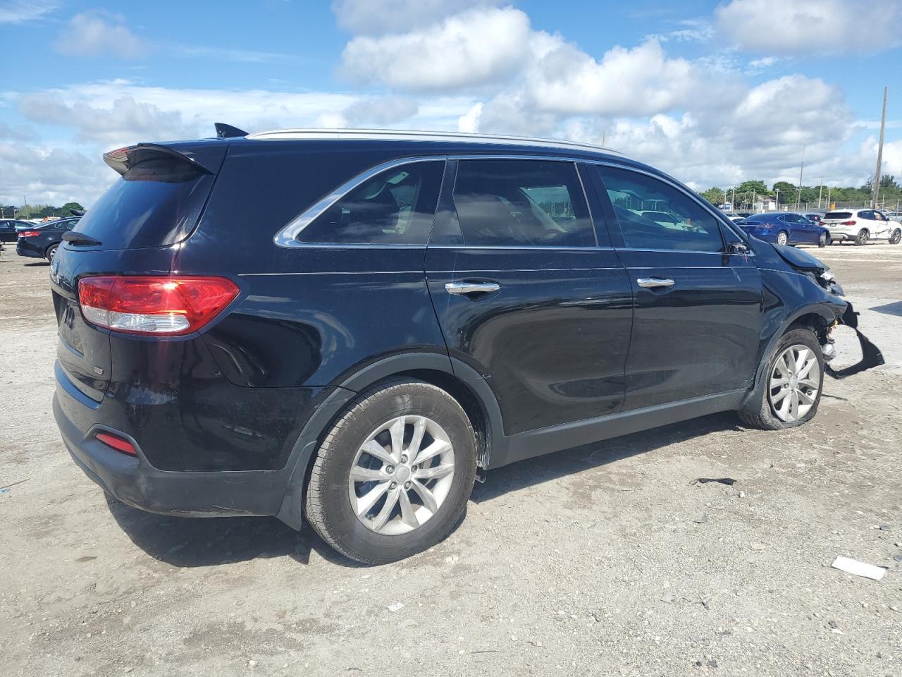 2017 KIA SORENTO