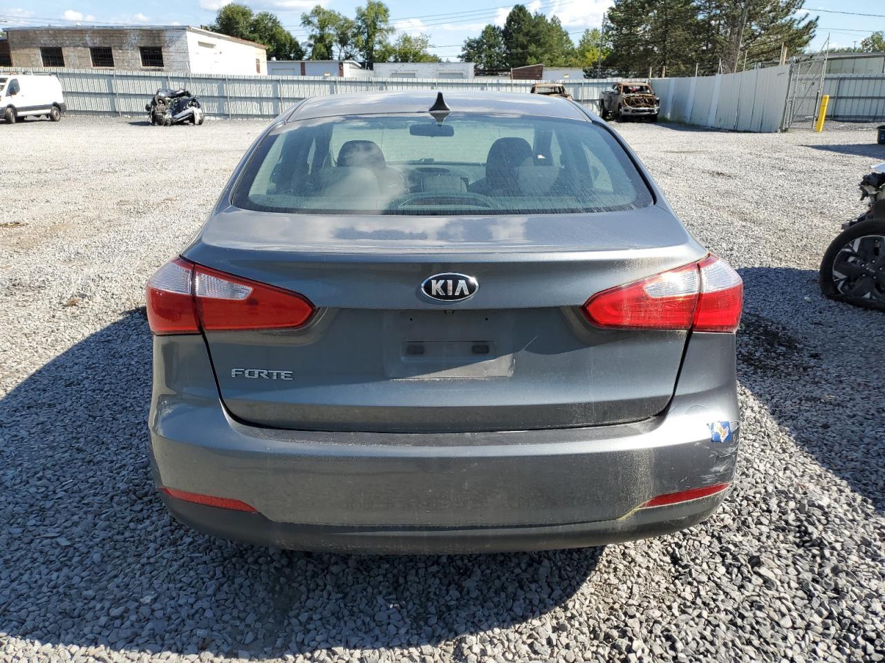2016 KIA FORTE