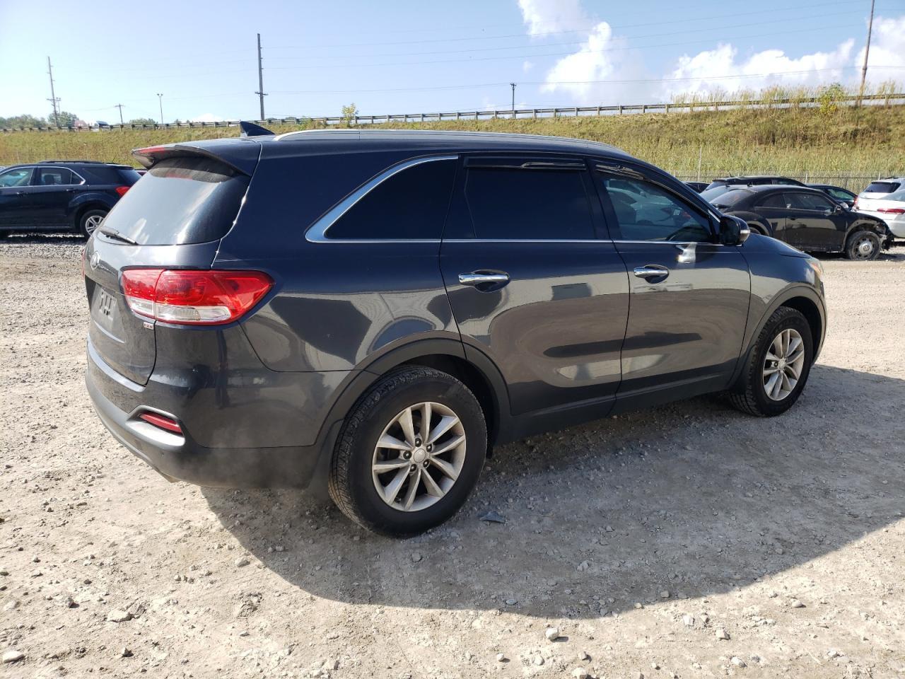 2017 KIA SORENTO