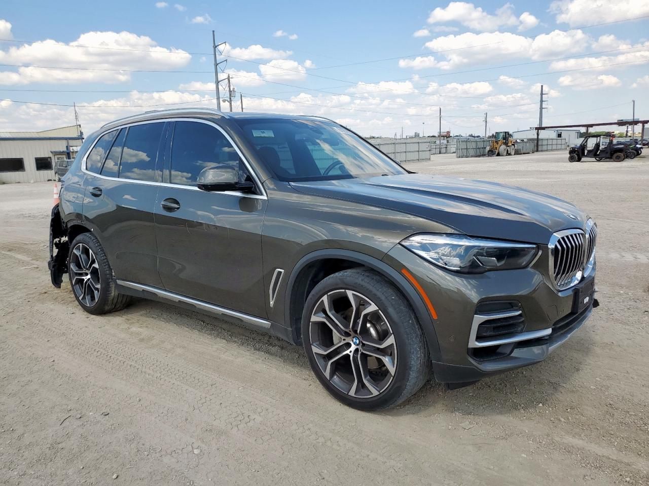 2022 BMW X5