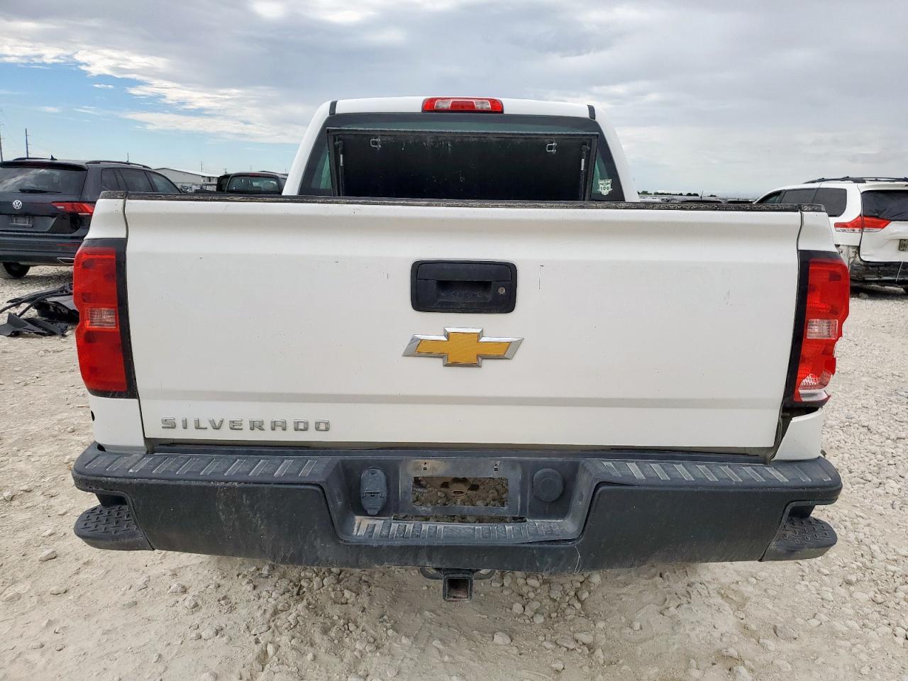 2018 CHEVROLET Silverado