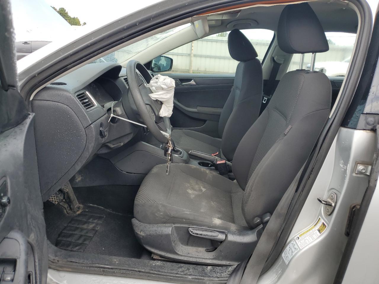 2012 VOLKSWAGEN JETTA