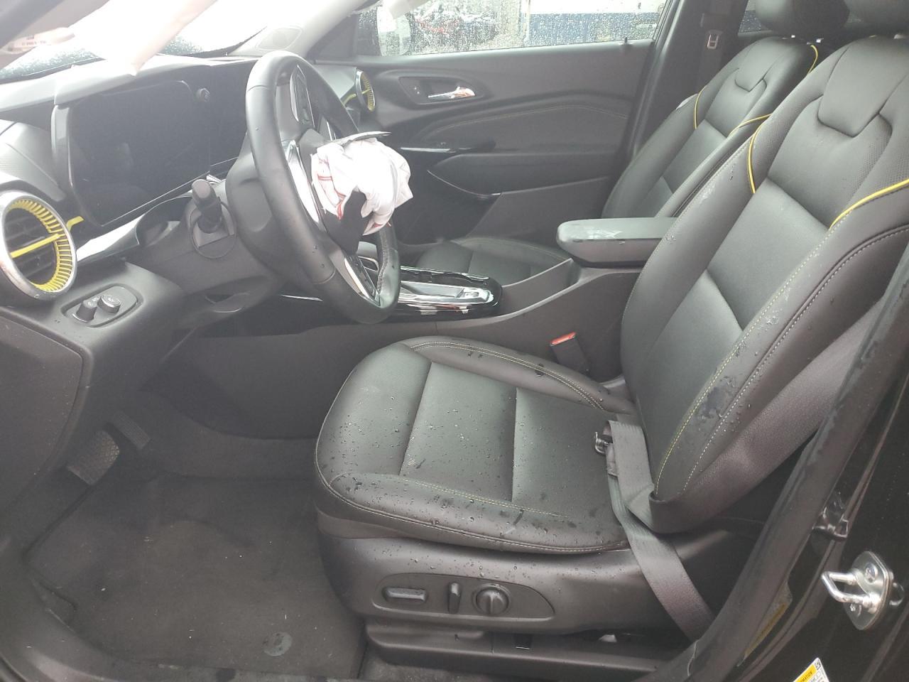 2025 CHEVROLET TRAX