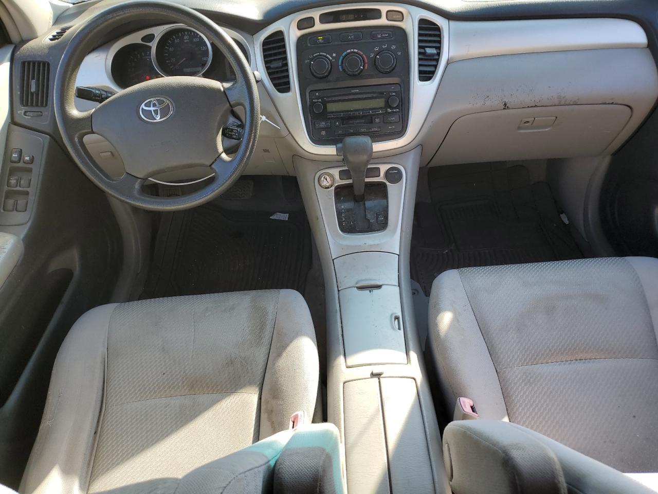 2004 TOYOTA HIGHLANDER