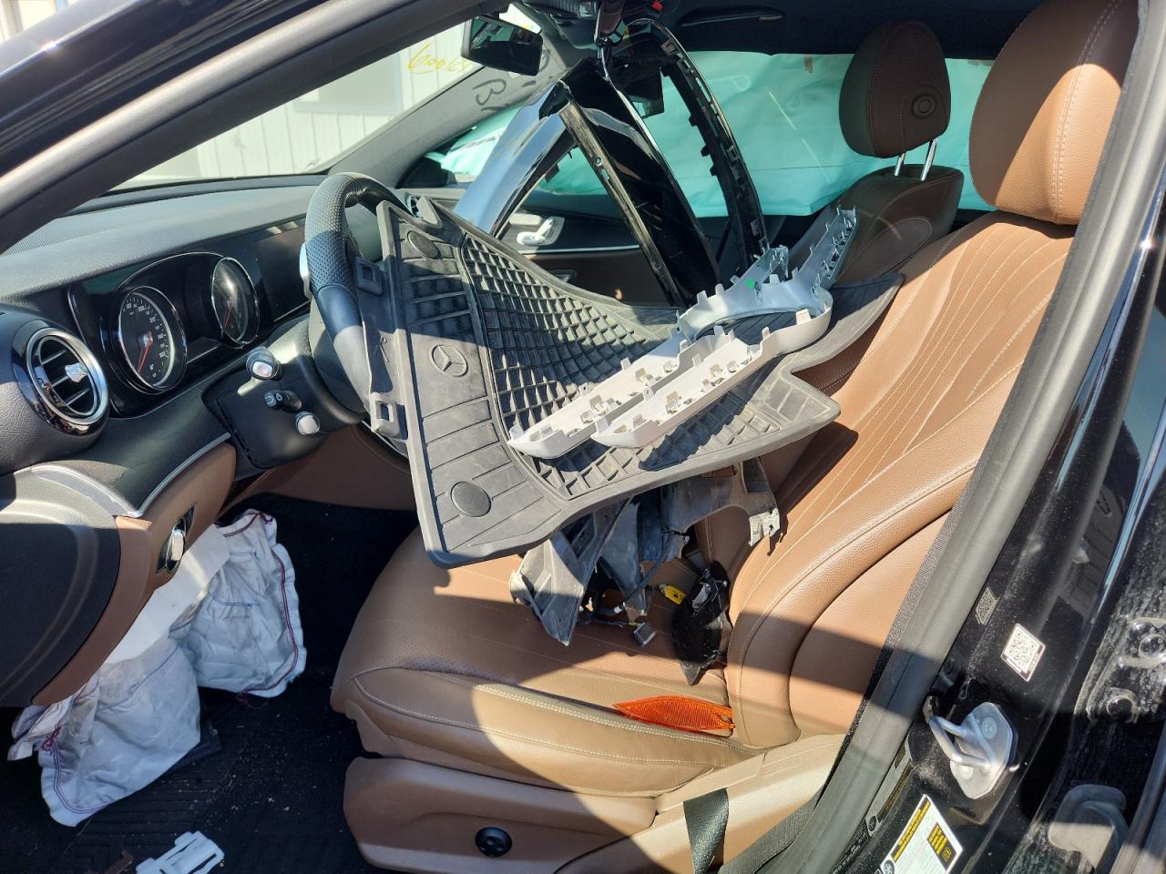 2017 MERCEDES-BENZ E-Class