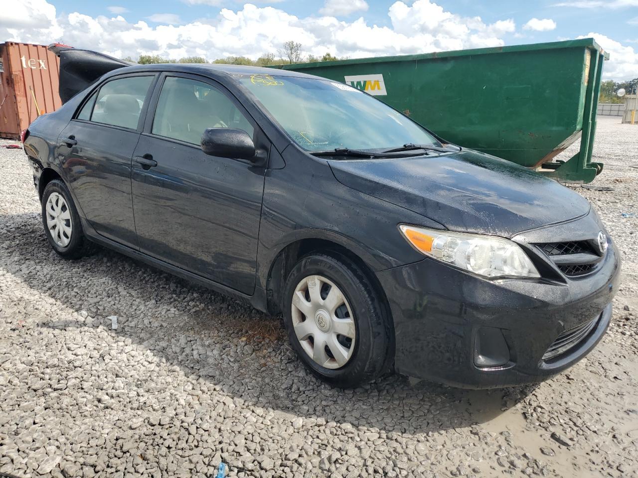 2013 TOYOTA COROLLA