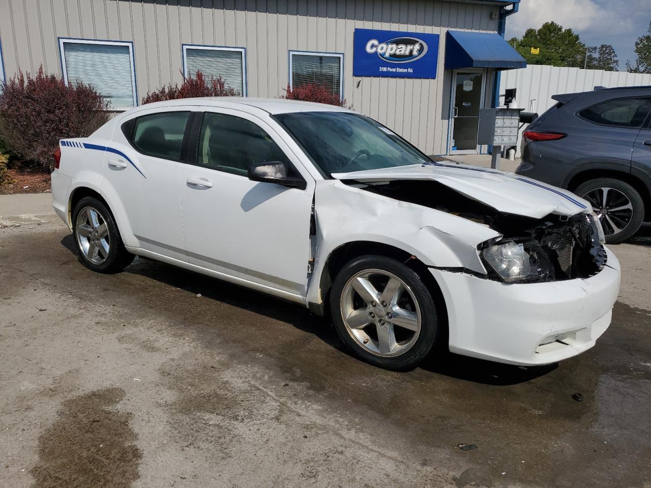 2014 DODGE Avenger