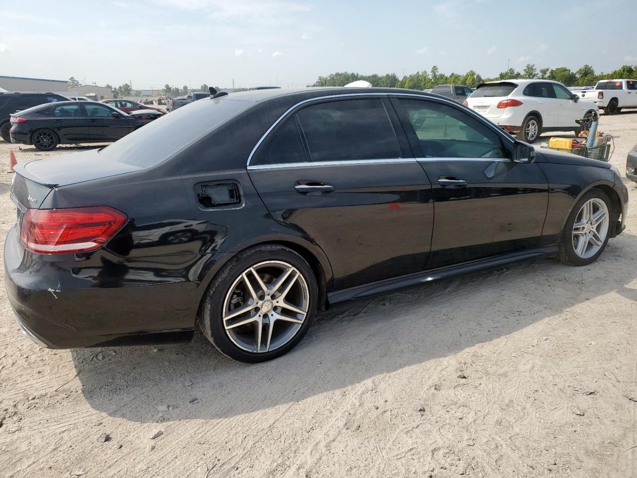 2016 MERCEDES-BENZ E-Class