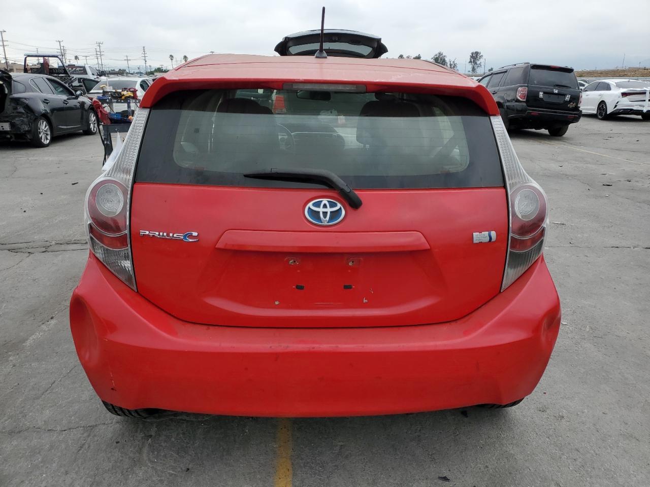 2012 TOYOTA Prius c
