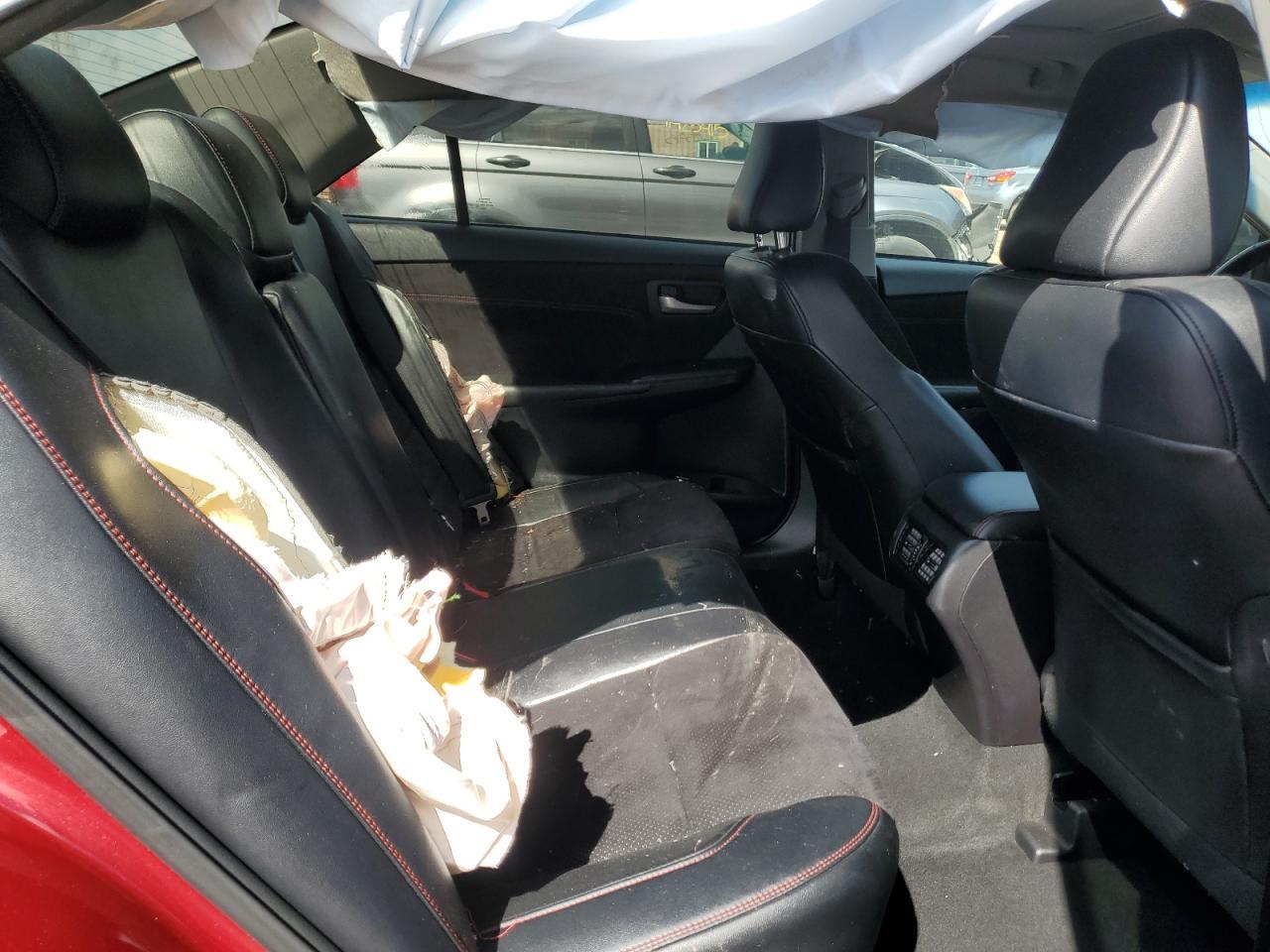 2015 TOYOTA CAMRY