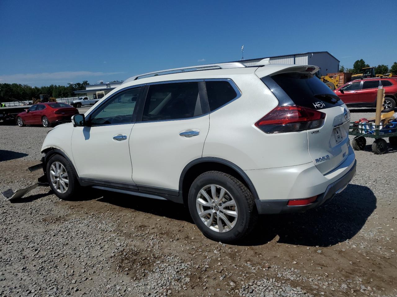 2018 NISSAN ROGUE