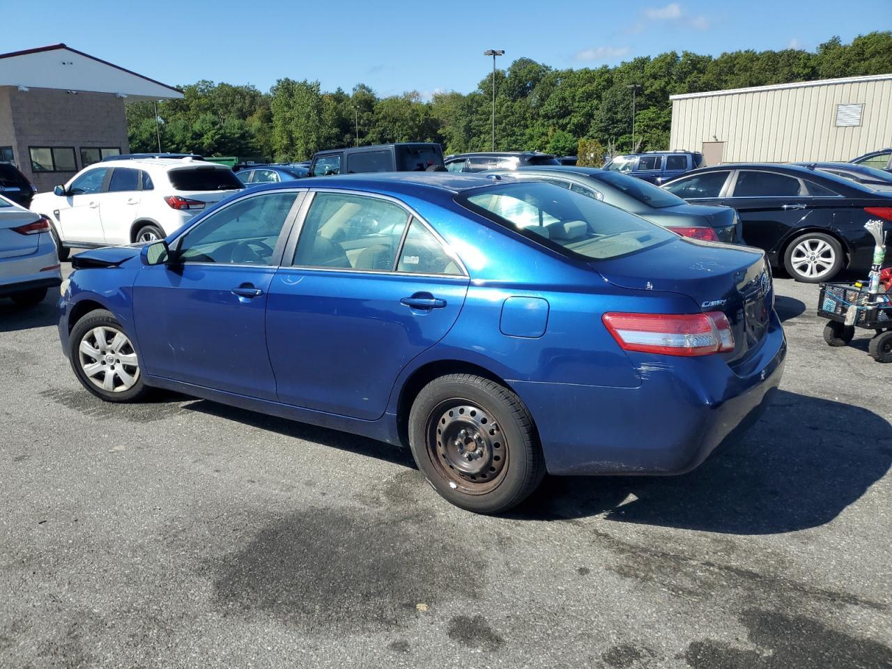 2010 TOYOTA CAMRY
