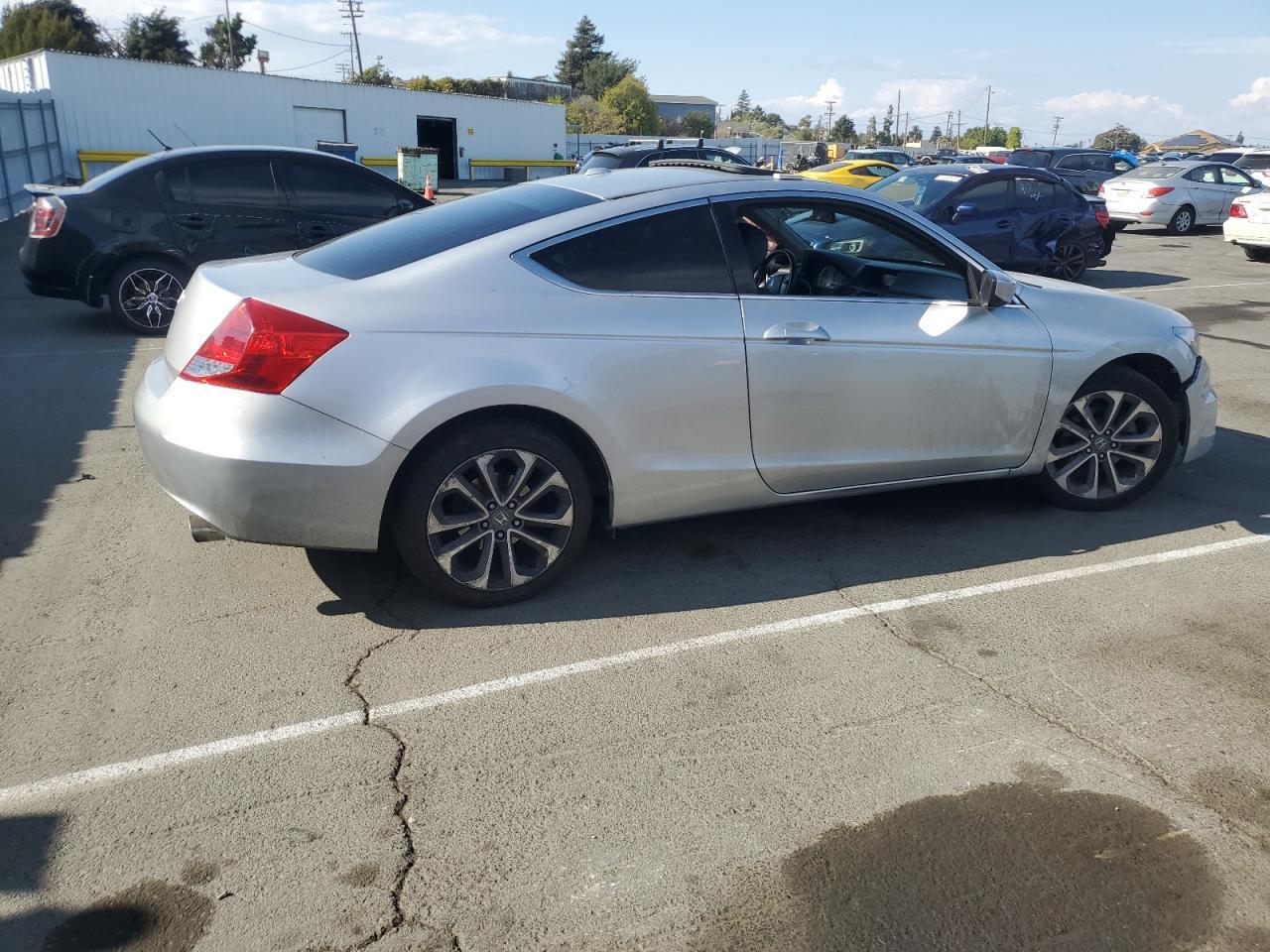 2012 HONDA ACCORD