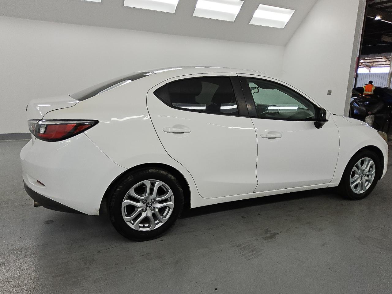 2016 TOYOTA SCION