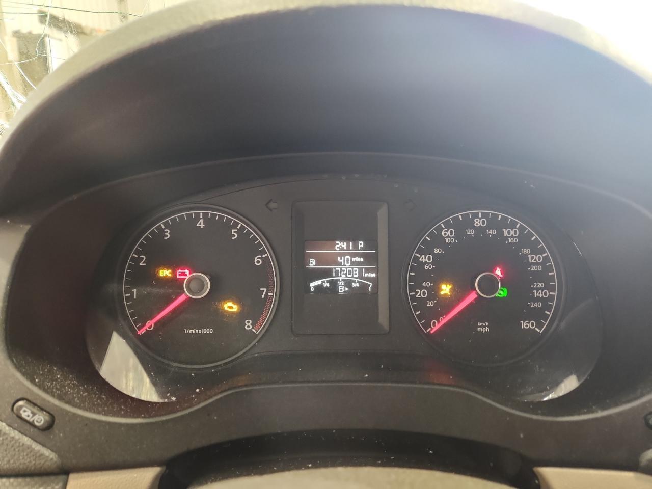 2013 VOLKSWAGEN JETTA