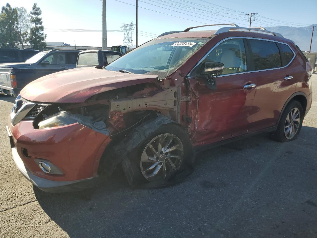 2015 NISSAN ROGUE
