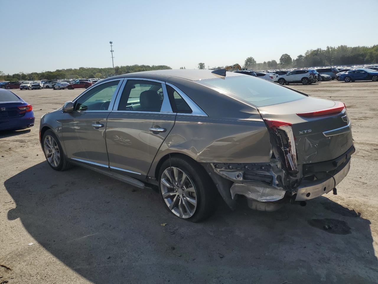 2017 CADILLAC XTS