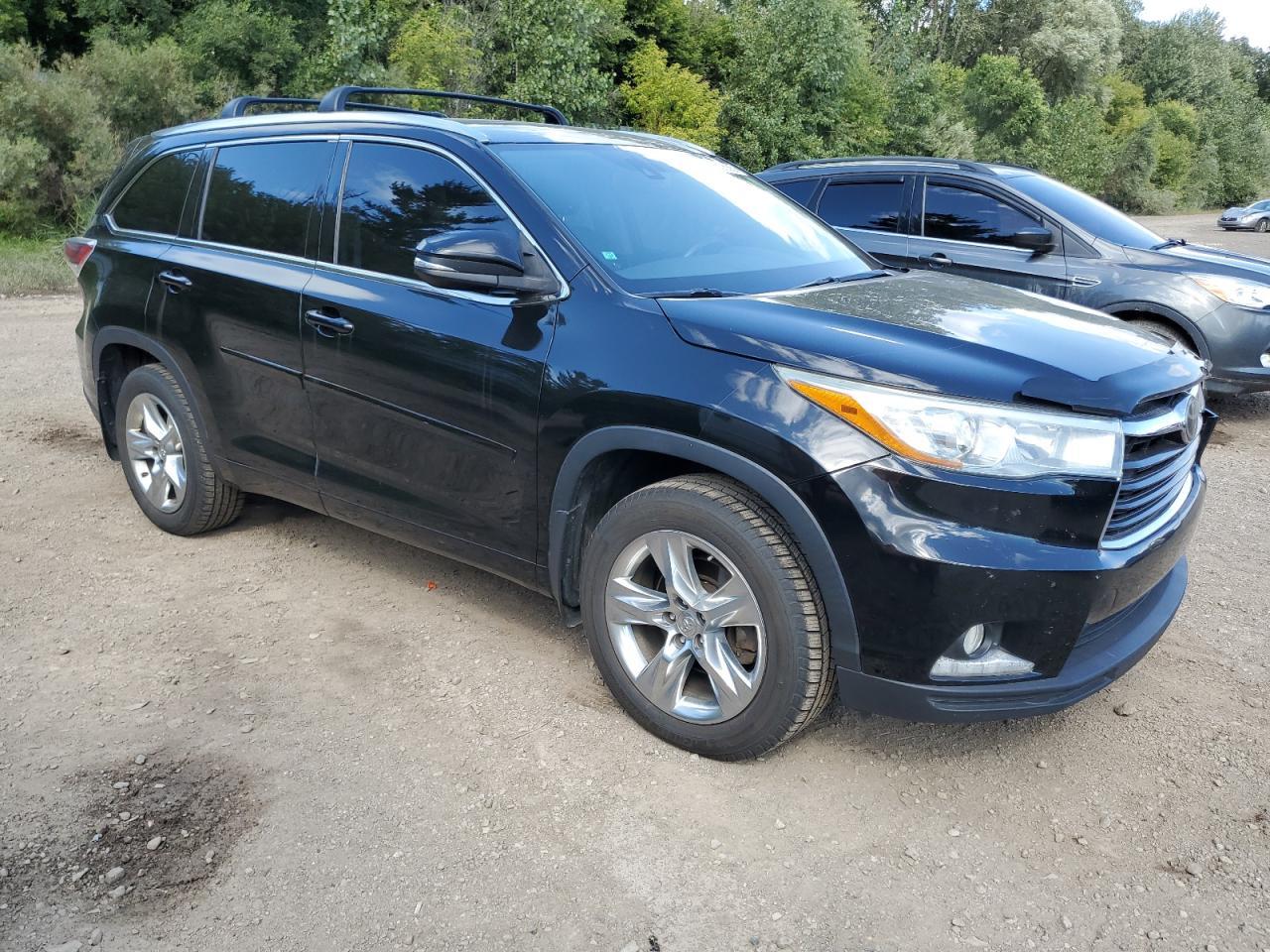 2015 TOYOTA HIGHLANDER